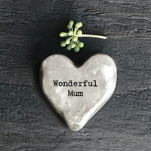 Wonderful Mum Heart Token