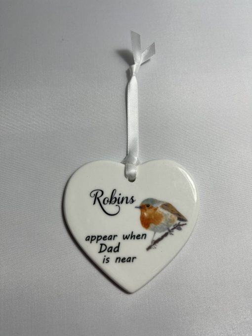 Robins appear when Dad - Image 3